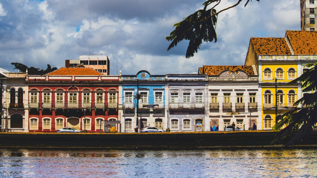 Terra do bolo de rolo: Conheça 6 restaurantes do Recife