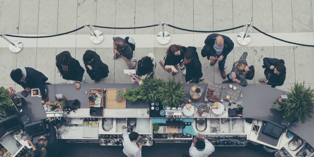 4 ótimas estratégias para acabar com filas no seu restaurante